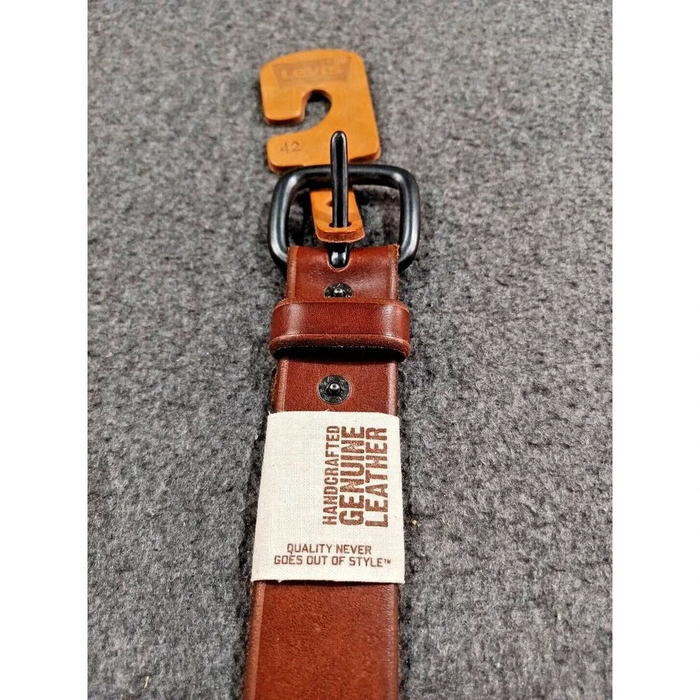 Levis Handcrafted Genuine Brown Leather Belt Size 42 New Pewter Color Buckle